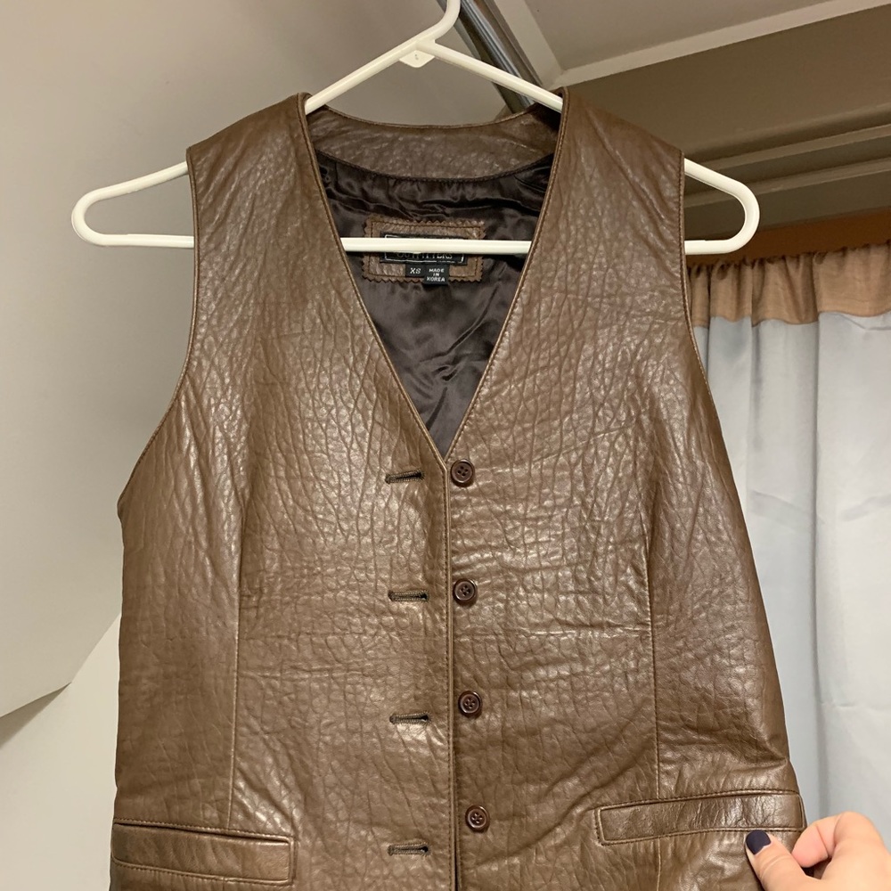 Beautiful vintage brown leather vest